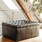 Amboss Hocker